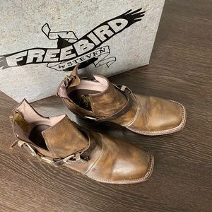 Freebies by Steven - Truce (Brown) - Size 9
